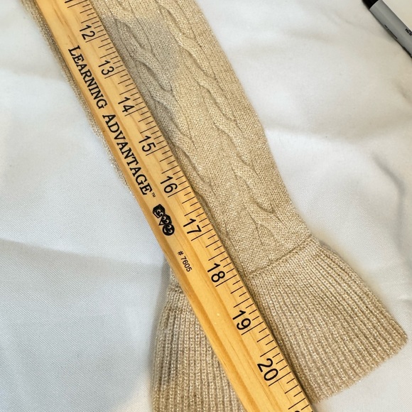 Lilly Pulitzer Beige Ruffled 100% Cashmere Cardigan Gorgeous Quiet Luxury - Picture 9 of 12